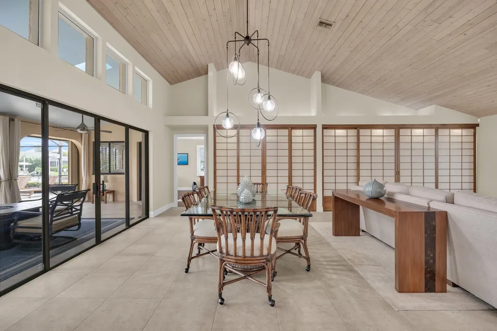9067 SE Star Island Way Hobe Sound FL 33455