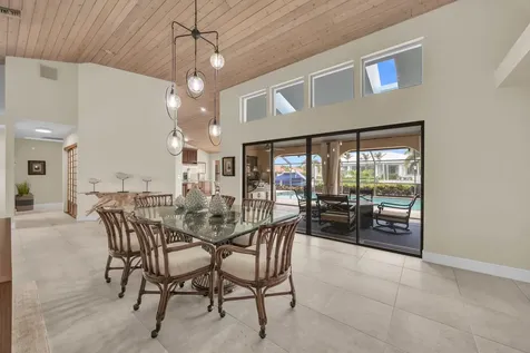 9067 SE Star Island Way Hobe Sound FL 33455