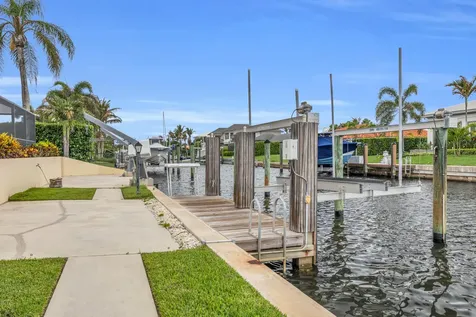 9067 SE Star Island Way Hobe Sound FL 33455