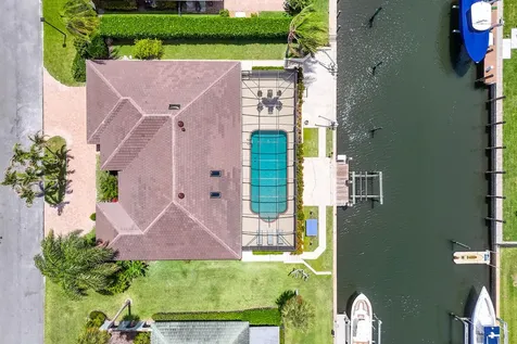 9067 SE Star Island Way Hobe Sound FL 33455
