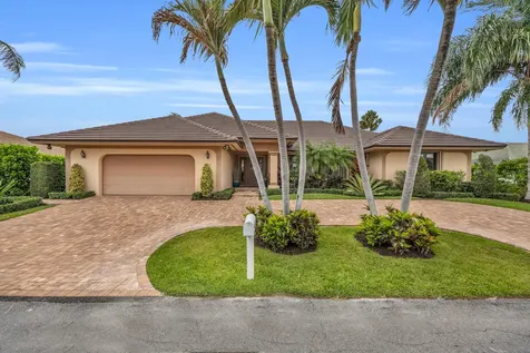 9067 SE Star Island Way Hobe Sound FL 33455