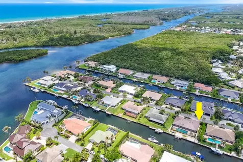 9067 SE Star Island Way Hobe Sound FL 33455