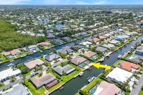 9067 SE Star Island Way Hobe Sound FL 33455