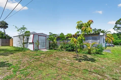 2336 Picnic Street Port Charlotte FL 33952