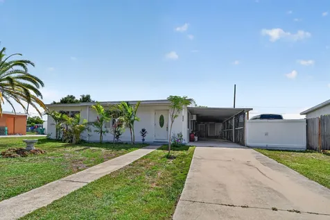 2336 Picnic Street Port Charlotte FL 33952
