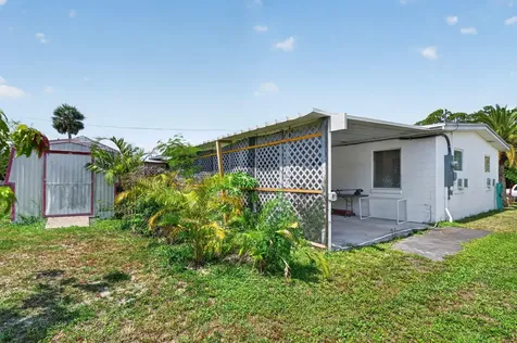 2336 Picnic Street Port Charlotte FL 33952
