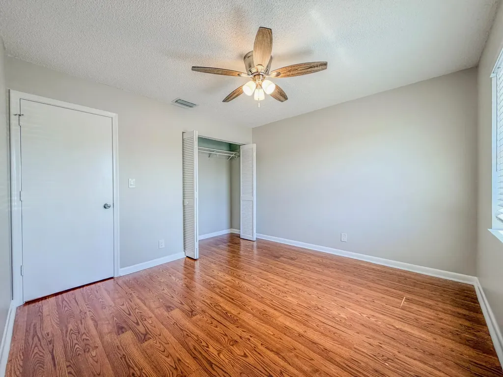 3148 N Dixie Highway Boca Raton FL 33431