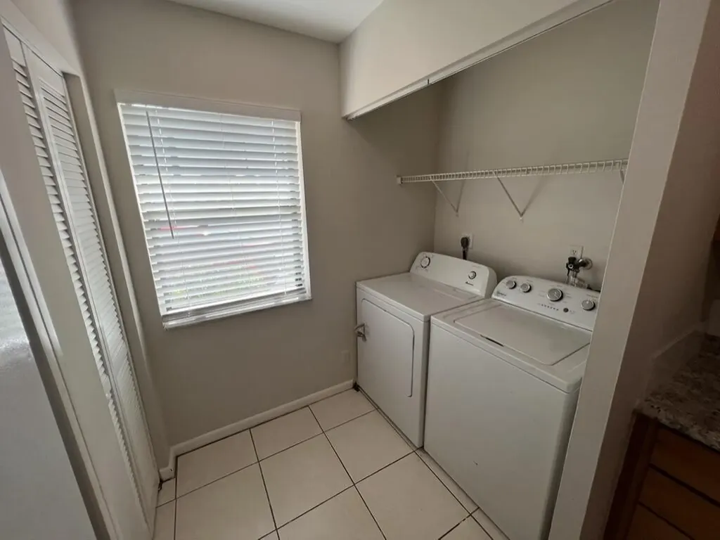 3148 N Dixie Highway Boca Raton FL 33431