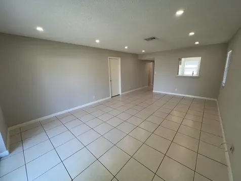 3148 N Dixie Highway Boca Raton FL 33431