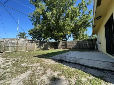 3148 N Dixie Highway Boca Raton FL 33431