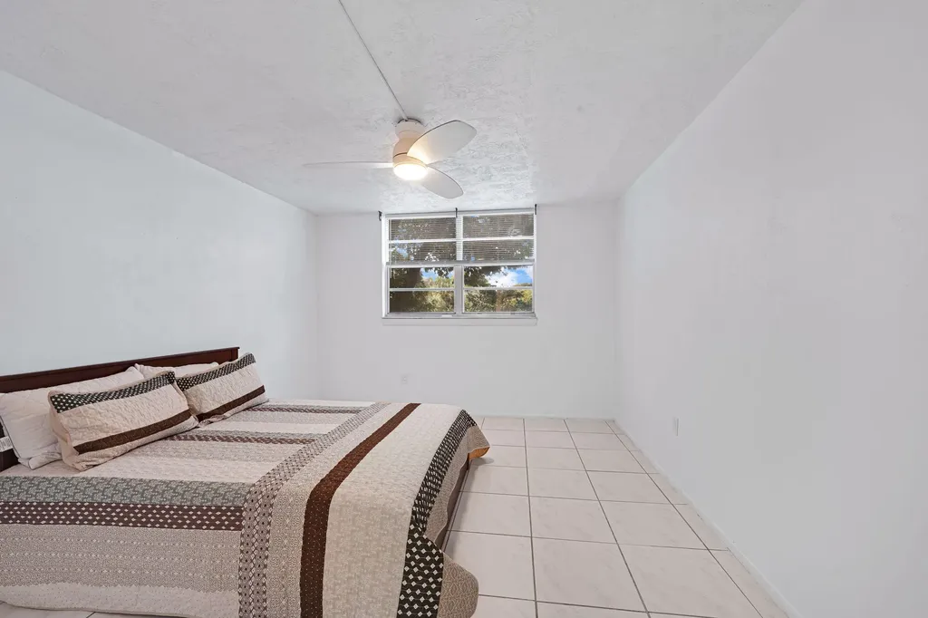 7100 NW 17th Street Plantation FL 33313