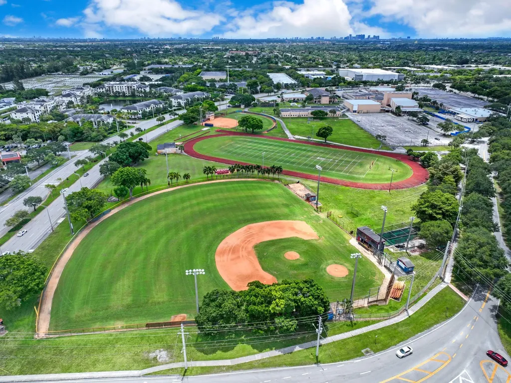 7100 NW 17th Street Plantation FL 33313