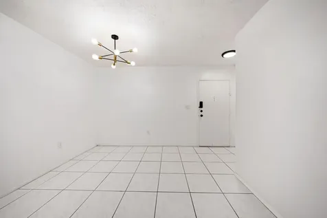 7100 NW 17th Street Plantation FL 33313