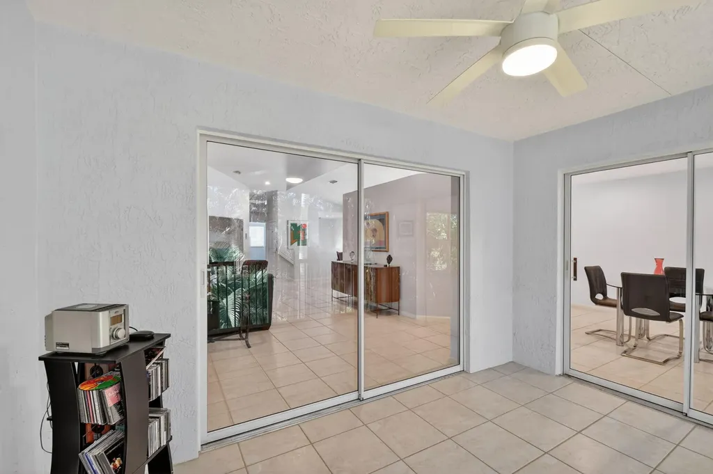 7910 Laina Lane Boynton Beach FL 33437