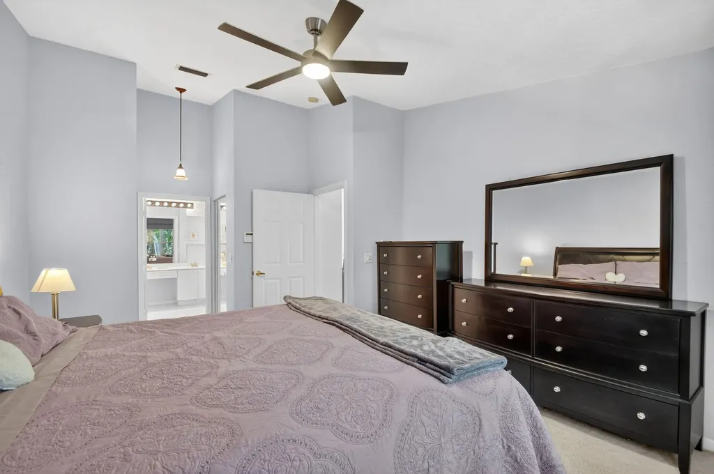 7910 Laina Lane Boynton Beach FL 33437