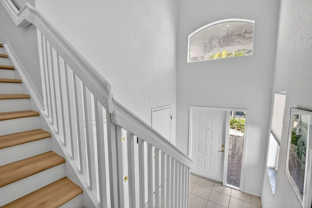 7910 Laina Lane Boynton Beach FL 33437