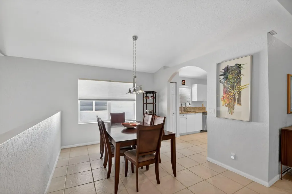 7910 Laina Lane Boynton Beach FL 33437