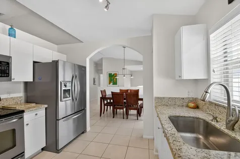 7910 Laina Lane Boynton Beach FL 33437