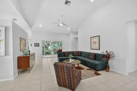 7910 Laina Lane Boynton Beach FL 33437