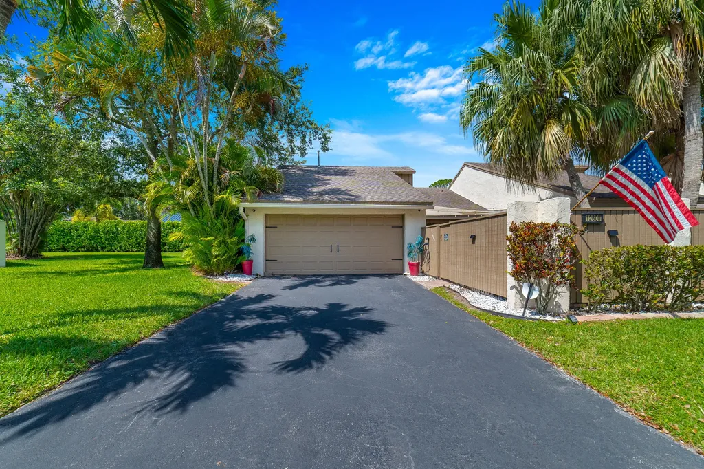 12600 Shady Pines Court Wellington FL 33414