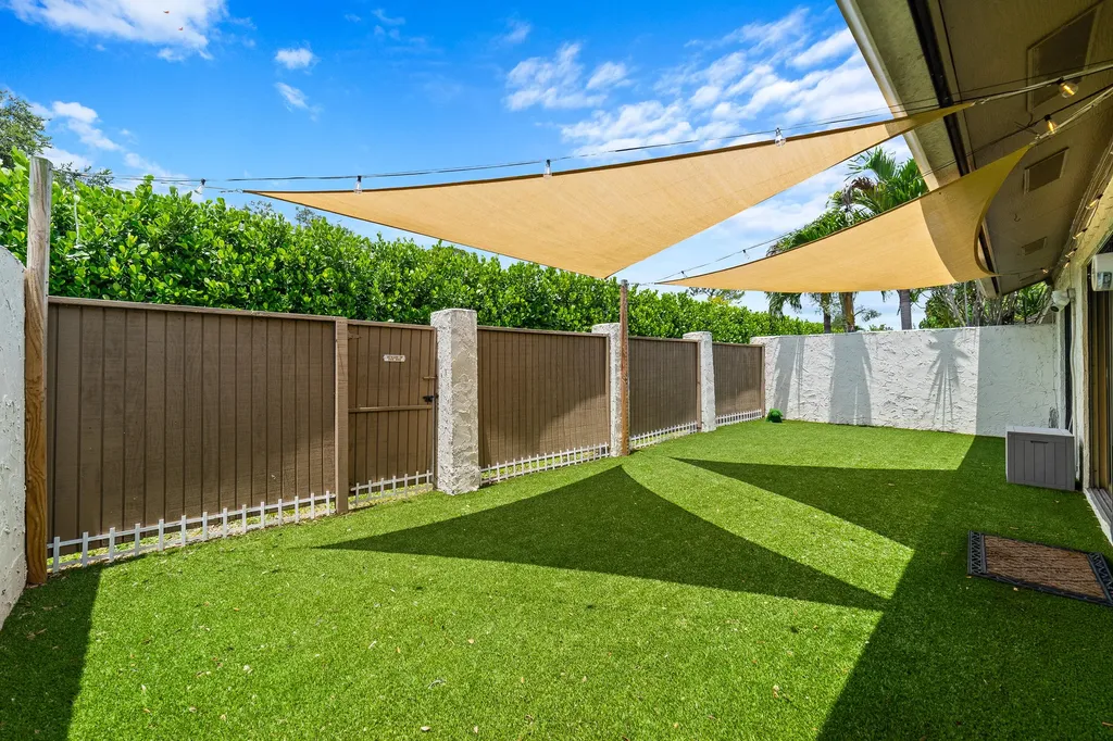 12600 Shady Pines Court Wellington FL 33414