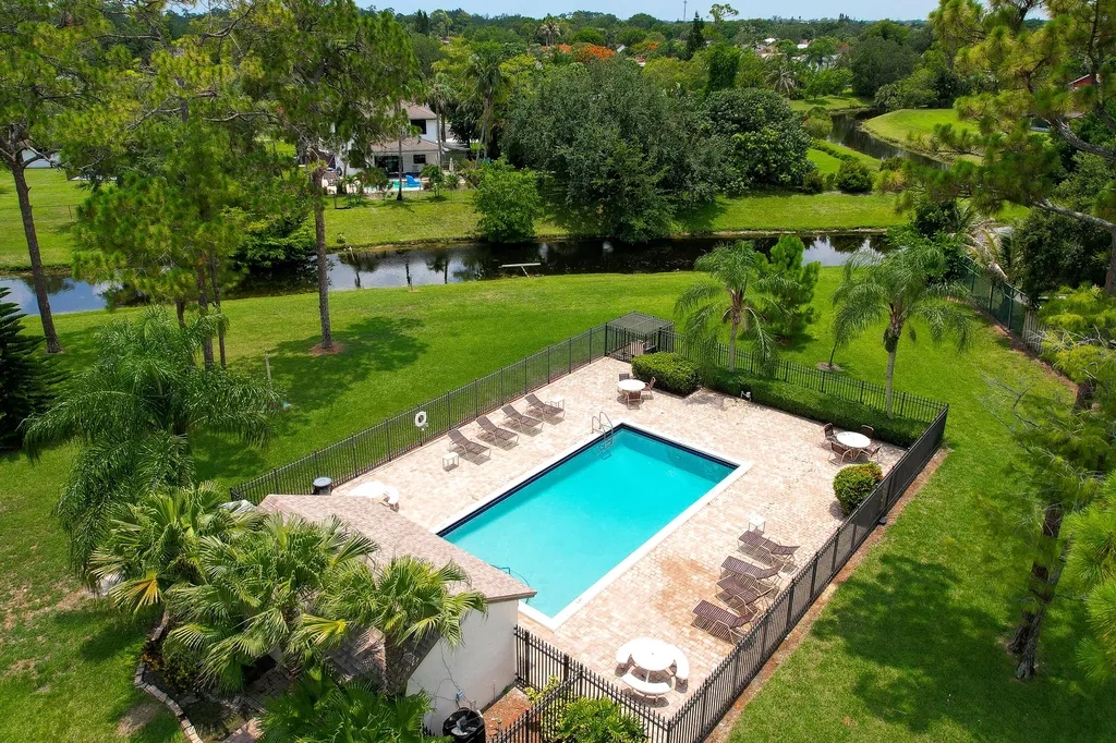 12600 Shady Pines Court Wellington FL 33414