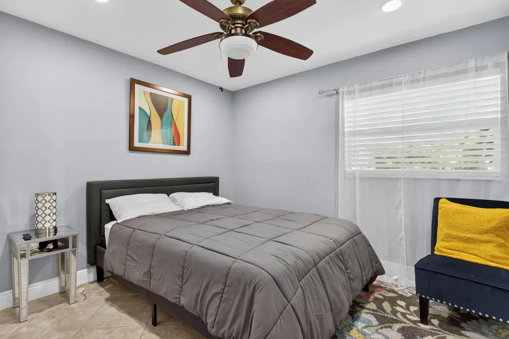 2004 SW Natura Boulevard Deerfield Beach FL 33441
