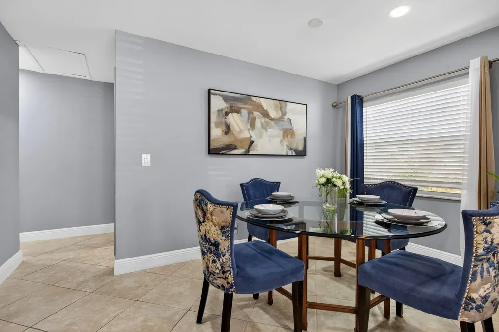 2004 SW Natura Boulevard Deerfield Beach FL 33441
