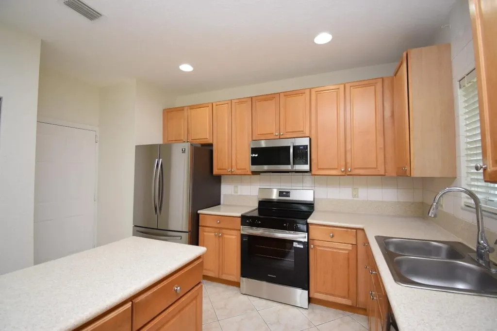 12693 NW 7th Street Coral Springs FL 33071