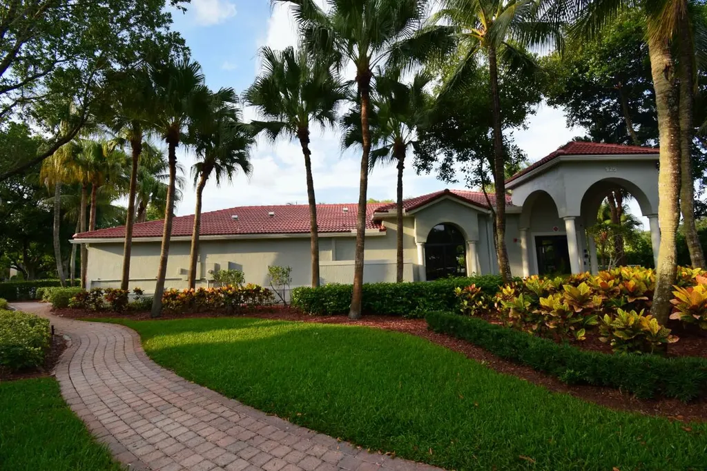 12693 NW 7th Street Coral Springs FL 33071