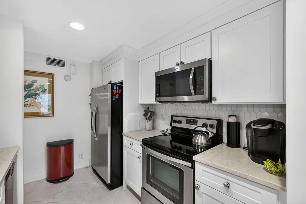 611 Brackenwood Cove Palm Beach Gardens FL 33418
