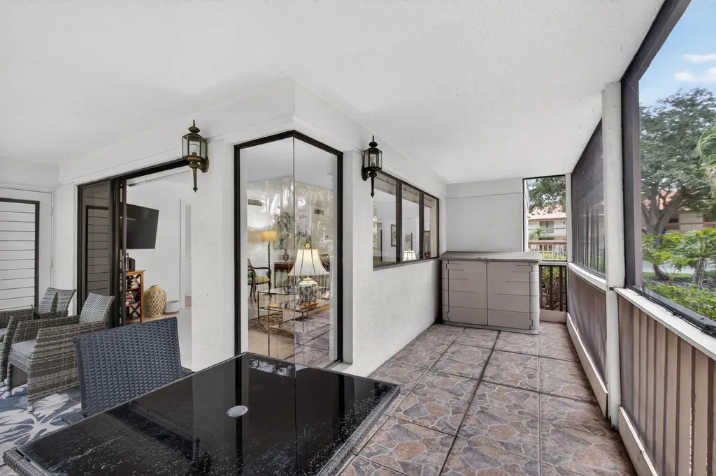 611 Brackenwood Cove Palm Beach Gardens FL 33418