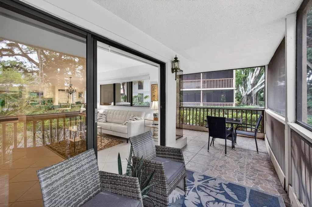 611 Brackenwood Cove Palm Beach Gardens FL 33418