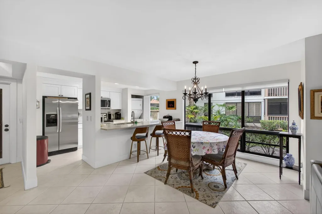 611 Brackenwood Cove Palm Beach Gardens FL 33418