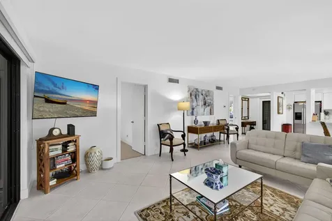 611 Brackenwood Cove Palm Beach Gardens FL 33418