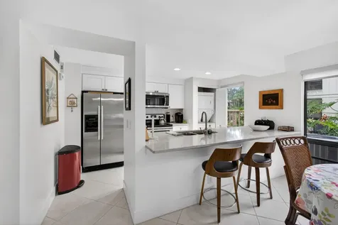611 Brackenwood Cove Palm Beach Gardens FL 33418