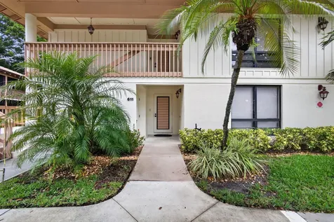 611 Brackenwood Cove Palm Beach Gardens FL 33418