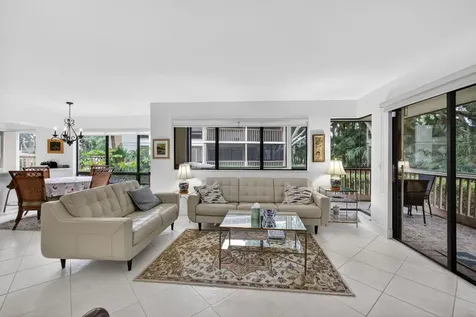 611 Brackenwood Cove Palm Beach Gardens FL 33418