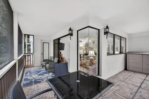 611 Brackenwood Cove Palm Beach Gardens FL 33418