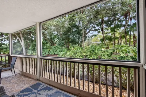 611 Brackenwood Cove Palm Beach Gardens FL 33418