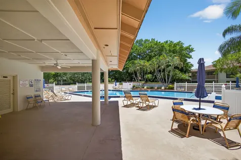 611 Brackenwood Cove Palm Beach Gardens FL 33418