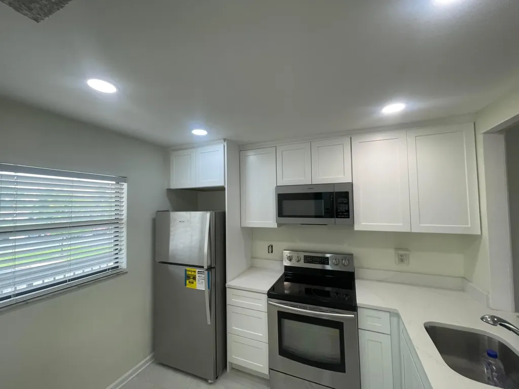 143 NW 93rd Avenue Pembroke Pines FL 33024