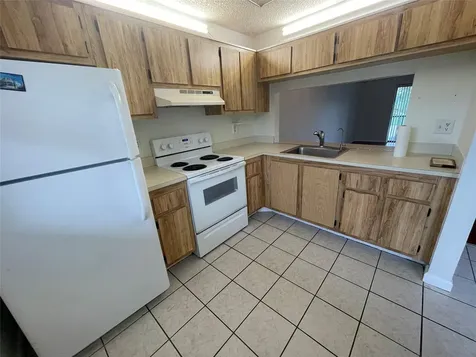 143 NW 93rd Avenue Pembroke Pines FL 33024