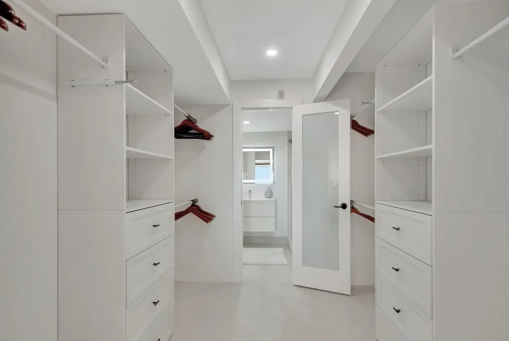 600 Egret Circle Delray Beach FL 33444
