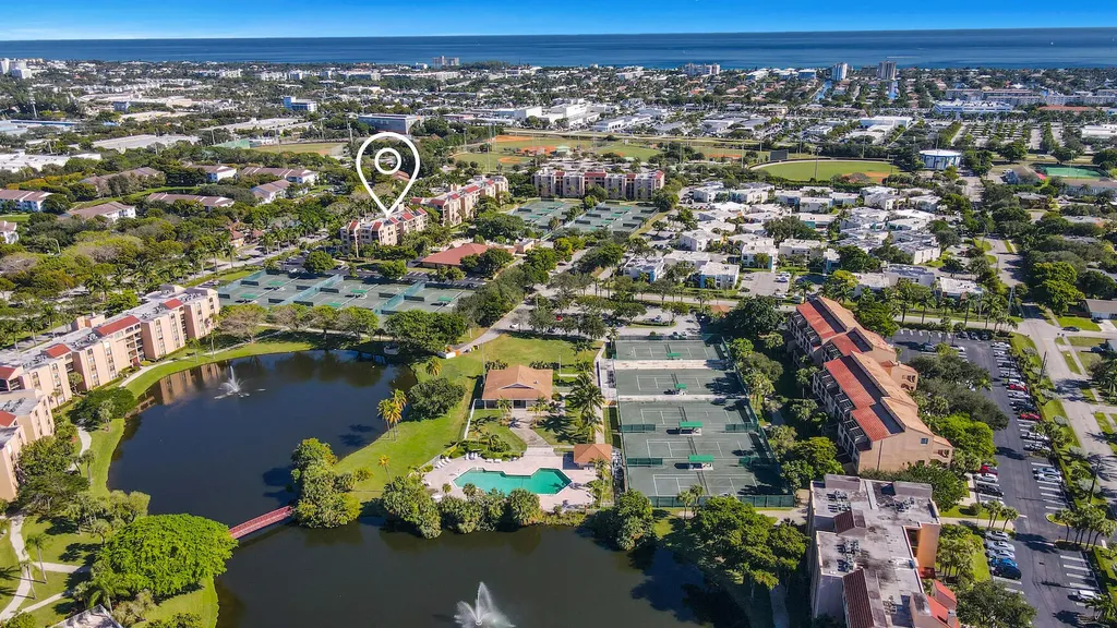 600 Egret Circle Delray Beach FL 33444