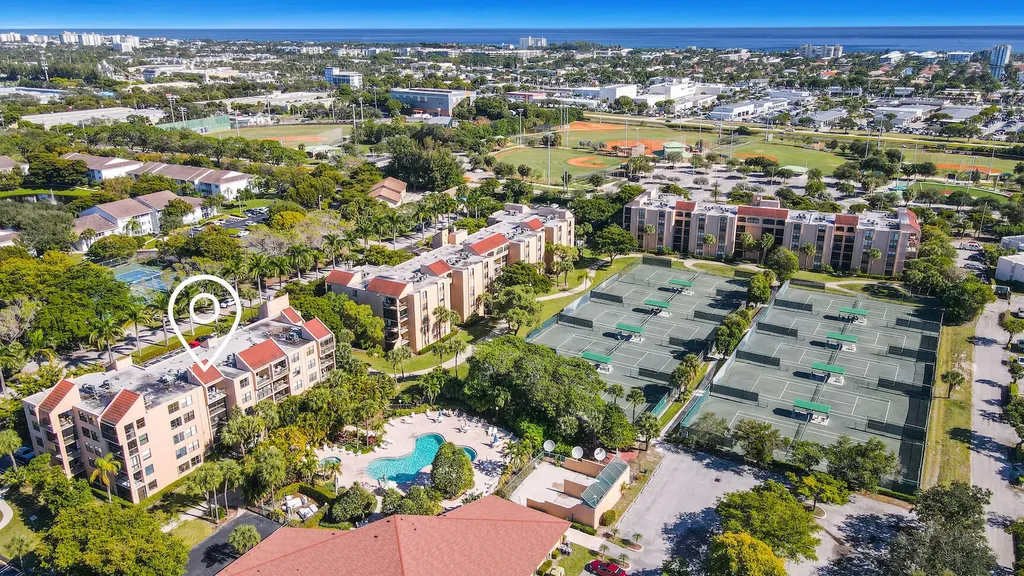 600 Egret Circle Delray Beach FL 33444