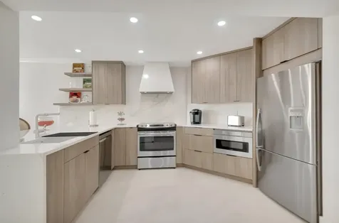 600 Egret Circle Delray Beach FL 33444