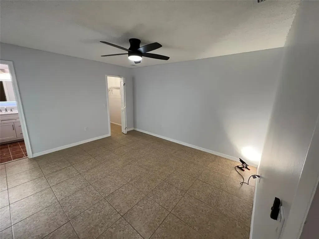 2650 NW 94th Way Sunrise FL 33322