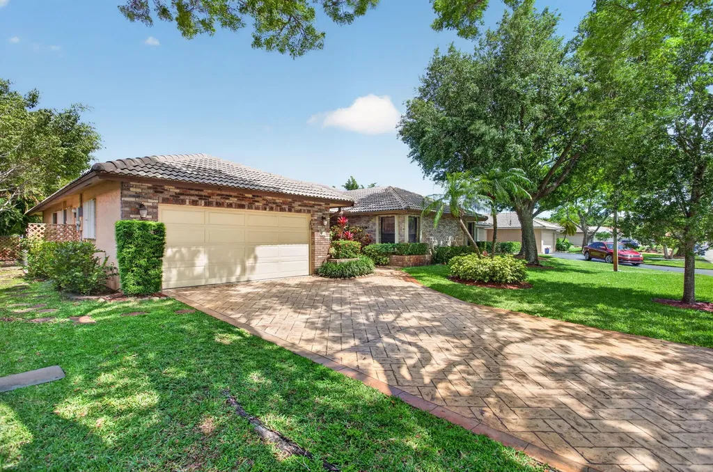1311 NW 111th Way Coral Springs FL 33071