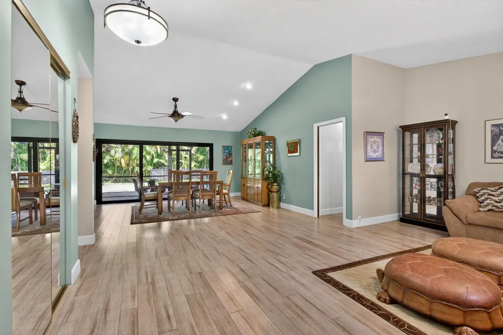 1311 NW 111th Way Coral Springs FL 33071